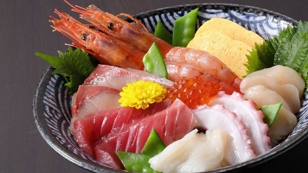 7. sırada Japonya'dan kaisendon var.