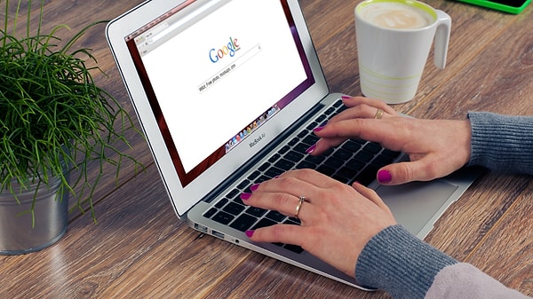 Google'daki Kötü Yorumlar Nasıl Silinir?