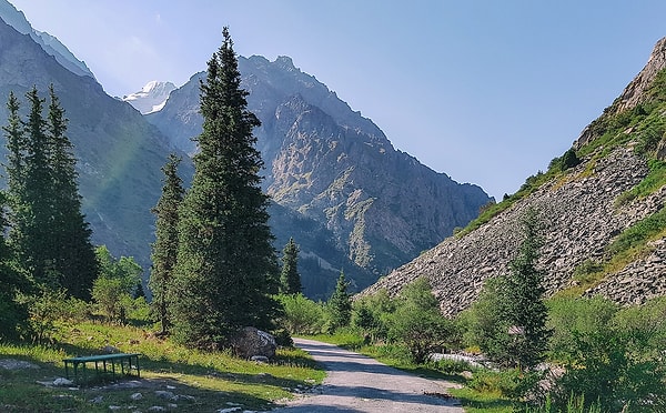 Bişkek'e uçuş aramaları yüzde 501 arttı.