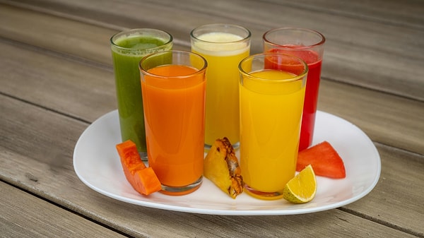 5. Meyve suyu, tam yağlı süt ve spor içecekleri