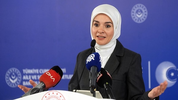 Düzenleme 1 Kasım'da başlıyor, platformlara uyum için 31 Mart 2027'ye kadar geçici süre tanındı.