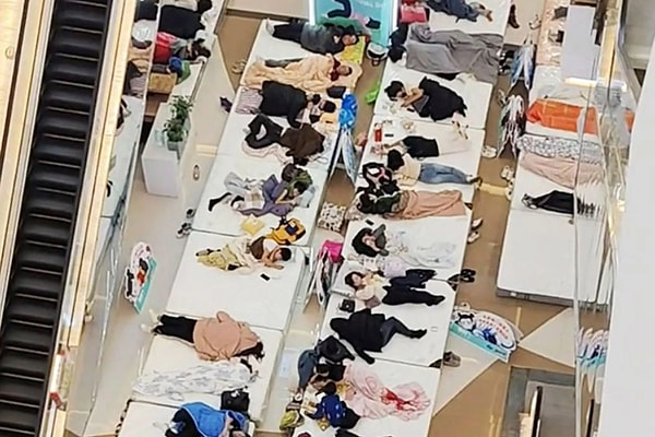 Birinciye 3 bin yuan ödül verildi.