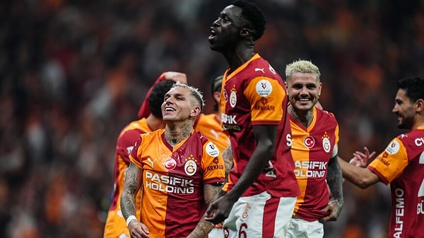 Galatasaray-Barcelona Muhtemel 11'ler ve Eksikler