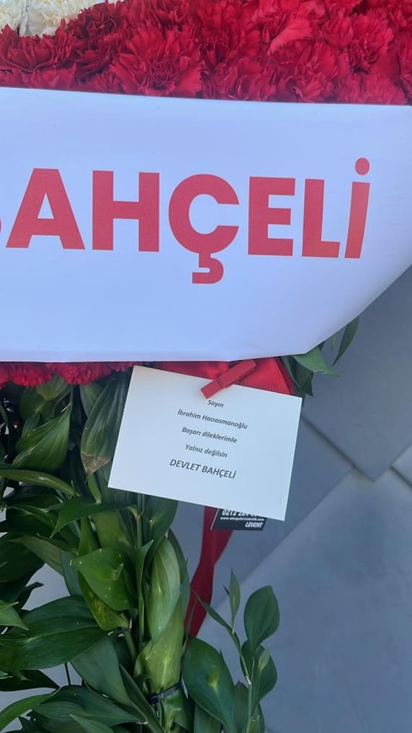 Hacıosmanoğlu'nun TFF'si istifalarla sarsılıyor.