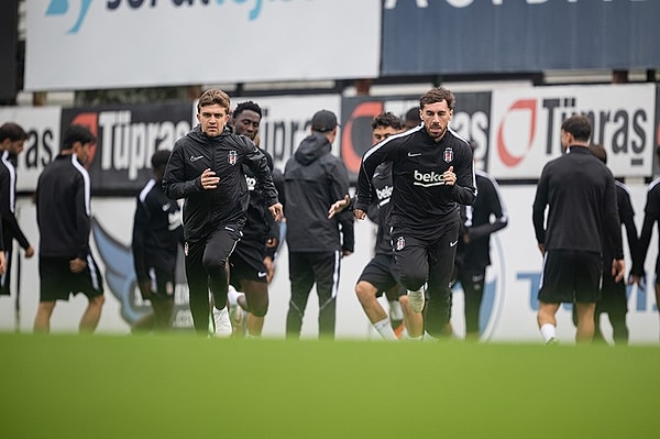 Beşiktaş, Hoffenheim deplasmanına 24 kişilik kadroyla gidiyor.
