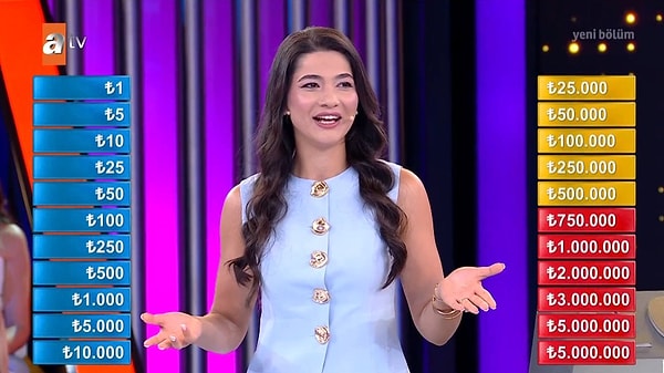 Kardelen Kasaroğlu, şef eşiyle çiftlik hayatı kuran ve 19 ülke gezen 26 yaşında bir yarışmacı.