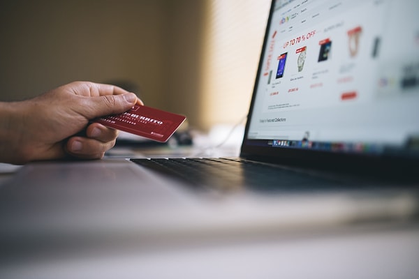 Yönetmeliğin 12/B maddesi değişti, taksit sürelerini artık Ticaret Bakanlığı belirleyecek.
