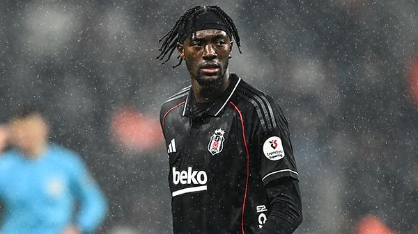 Beşiktaş'tan ayrılsa da gönül bağı kopmadı.