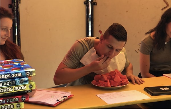Elma püresi, bebek maması ve karpuz rekorları da onda