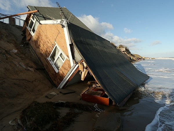 Yıkımların en yoğun yaşandığı yerlerden biri Norfolk'taki Hemsby köyü.