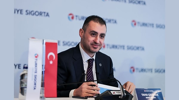 Çakmak genel müdürlük görevinden ayrıldı.
