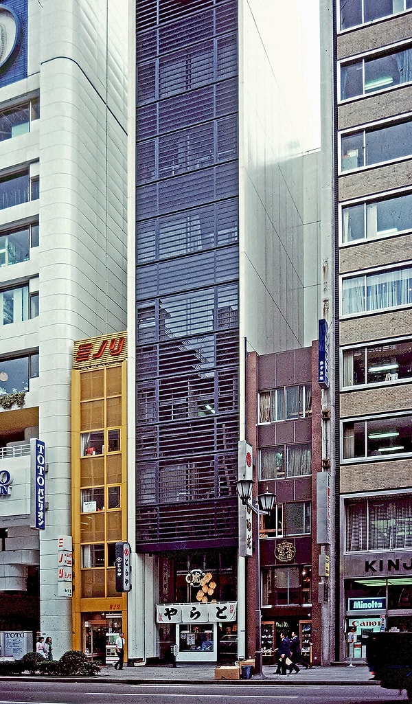 6. Hut and Tower House, Tokyo