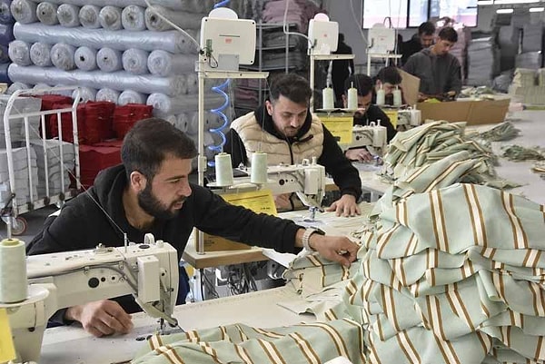 Özgür Erdursun, 2027 asgari ücret için net tahminini açıkladı.