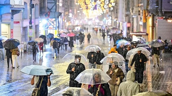 Pazartesi Okullar Tatil mi?