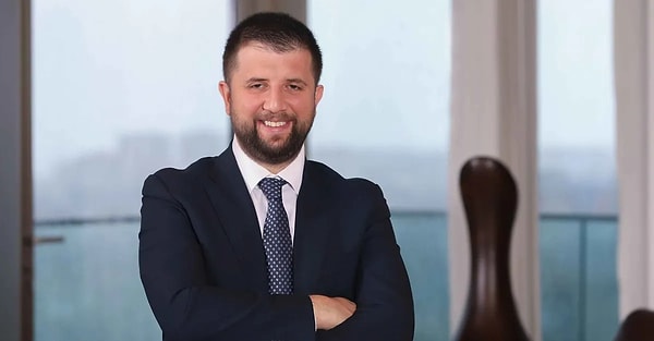 Selim Akın'ın Eğitimi ve Kariyeri