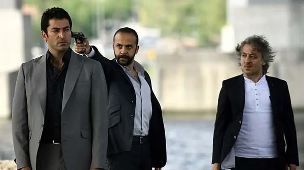 Ezel’in ilk kadrosunda Kerpeten Ali ve Cengiz için başka isimler düşünülmüş.
