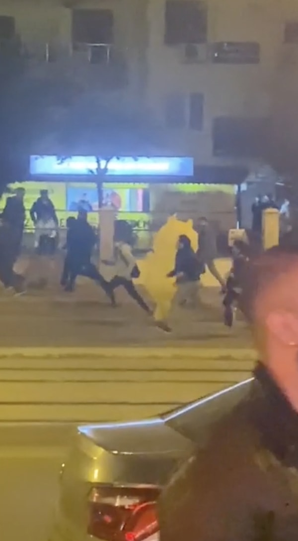 Fransa’daki Pembe Panter tartışmaları, Türkiye'deki sosyal medya kullanıcılarına Antalya’daki görüntüleri hatırlattı.