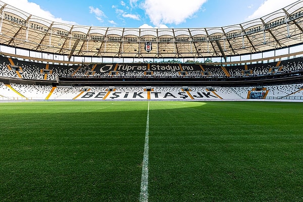 Galatasaray Çarşamba günü Lille deplasmanında, Beşiktaş Perşembe günü evinde Crystal Palace'ı ağırlıyor