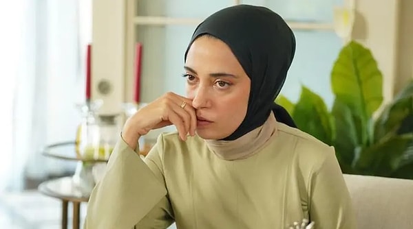 Kızılcık Şerbeti'nde senaristler değişince Nursema'nın ardından vedalar da birer birer geri alınmaya başladı.