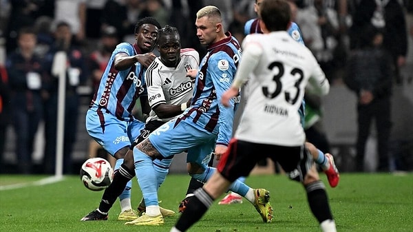 Beşiktaş 200. golün peşinde.