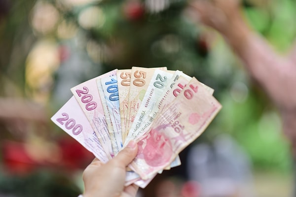 Başvuru, son dört ayını iki ayrı işyerinde geçiren bir işçiden geldi.