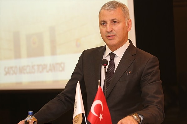 Akgün Altuğ Kaç Yaşında, Nereli?