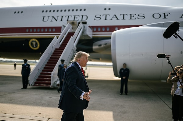 Trump, Zelenski'yi hedef aldı: Savaşı durdurmak istemiyor, çok daha önce anlaşması gerekirdi.
