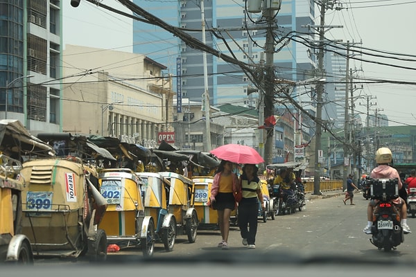 Filipinler ve Endonezya haftada 10 duşla dördüncü ve beşinci sırada.