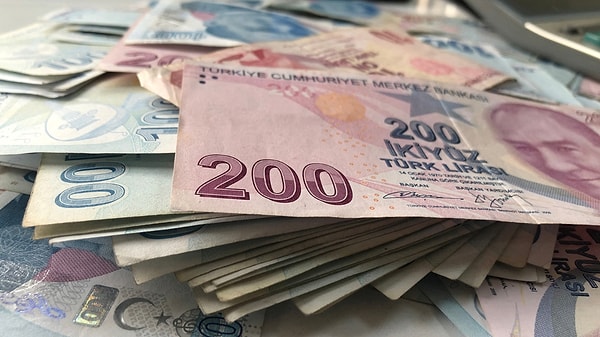 Birkaç saniyelik dikkatsizlik çantayı, telefonu ve hatta aracı götürebiliyor.