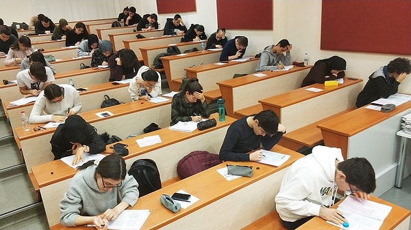 MEB kaynakları eleştirileri yanıtladı: Sistem 81 ilde saha araştırması ve 1.999 okulluk pilot uygulamayla hazırlandı.