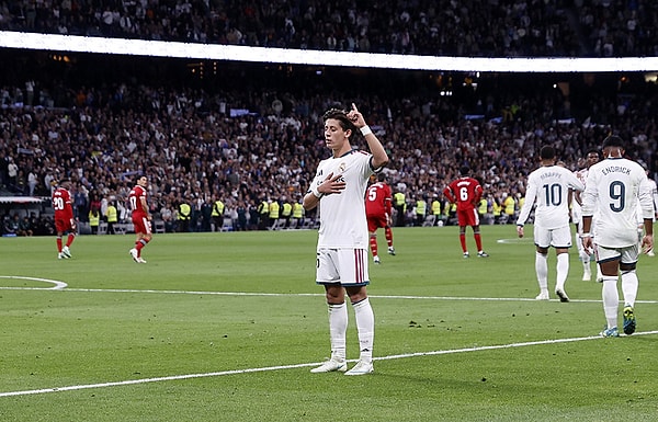 Real Madrid'in Arda Güler ile el sıkıştığı öne sürülmüştü ancak Sky Sports'a göre ortada henüz resmi bir anlaşma yok.