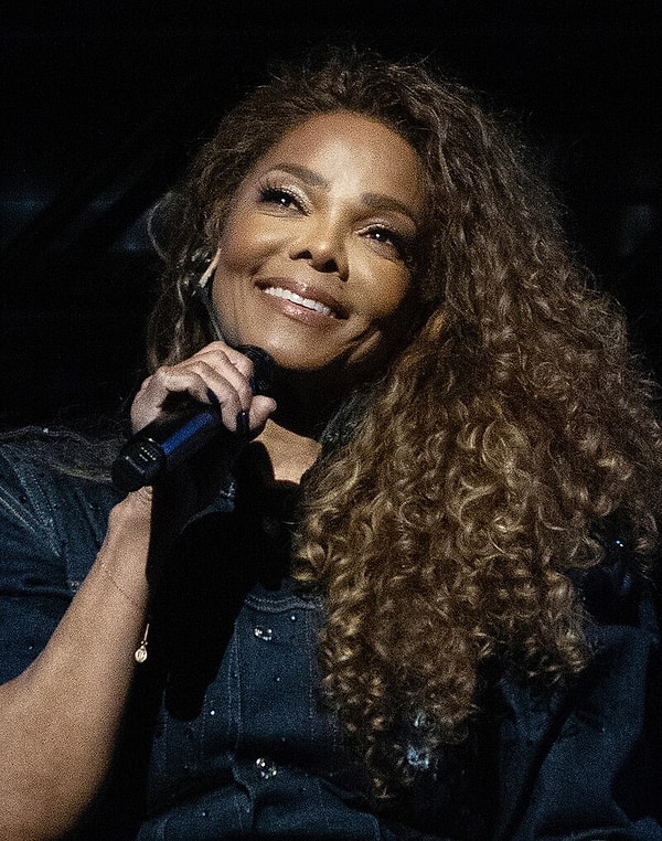 Özellikle 80'lerin sonundan 2000'lerin başına kadar Janet Jackson'ın kariyerinde adeta altın bir dönem yaşandı. Şarkıları listeleri altüst ederken tarzı ve koreografileri de bir neslin hafızasına kazındı!