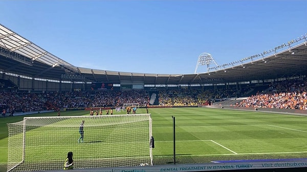Sezon Acun Ilıcalı'nın Hull City'sine 2-0 Yenilgiyle Başladı, Everton Son Anda Beraberliği Kaptı