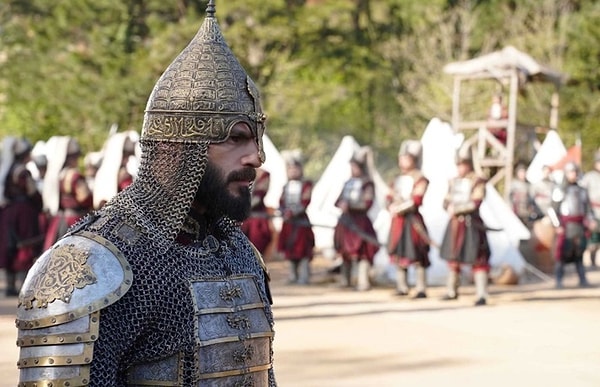 Sezon başında kadrosu neredeyse baştan yenilenen Mehmed: Fetihler Sultanı'nda değişim sürüyor.