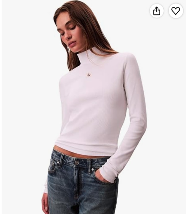 Boğazlı yaka tasarımıyla hem şık hem de sıcak tutan bu Calvin Klein üst, etekler veya şık pantolonlarla rahatça kombinleyebilirsiniz.