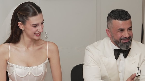 Itır Esen, Miss Turkey 2017 güzeliyken oyunculuğa geçti ve Gaddar'ın Yağmur'u olarak tanındı.