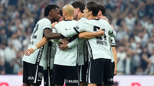 Beşiktaş, Başakşehir'i akşam 19.00'da ağırlayacak.