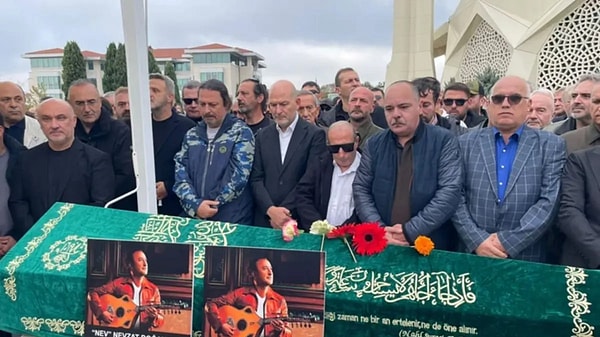 3 Eylül 2026 tarihinde ani bilinç kaybı şikayetiyle hastaneye kaldırılarak yoğun bakıma alınan sanatçı, karaciğer yetmezliği ve buna bağlı sağlık sorunlarıyla mücadele ediyordu.