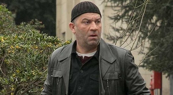 Arka Sokaklar'ın Mesut Komiser'i Şevket Çoruh, dizinin geri döneceği iddialarına noktayı koydu.