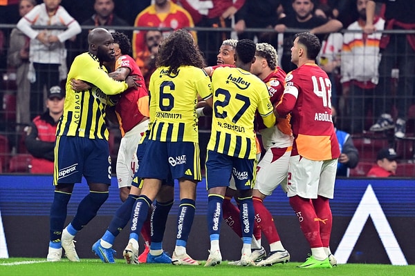 İlk tansiyon 16. saniyede...