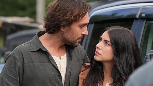 Taşacak Bu Deniz stayed on top of all three lists, but slipped below 10 in ABC1.