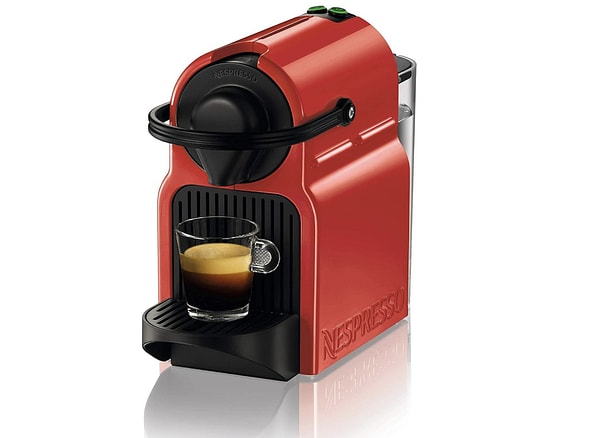 19 Bar Basınç Gücü ile Gerçek Espresso ve Lungo Deneyimi