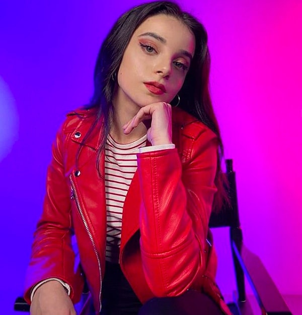 Semiraminta reached 12.6 million TikTok followers before her first TV role in Rüya Gibi.