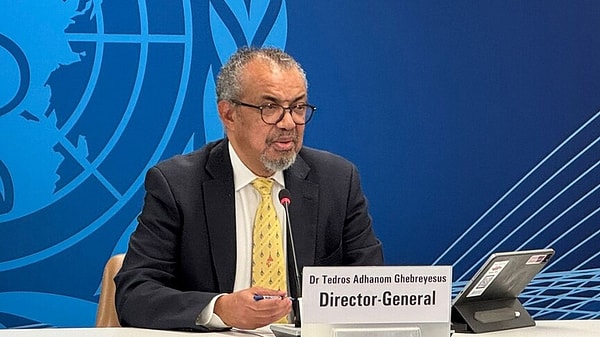 DSÖ: Virüs bulaşanların neredeyse yarısı hayatını kaybetti, Bundibugyo için onaylı aşı yok.