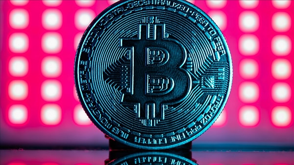 Bitcoin 18 Eylül'den bu yana en düşük seviyeye indi.
