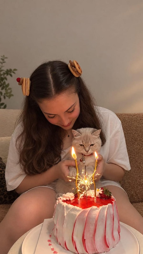 mervekaya2601297