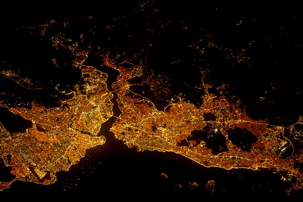 Camiler, gaziler ve yaşam destek cihazı kullananlar kapsam dışında.