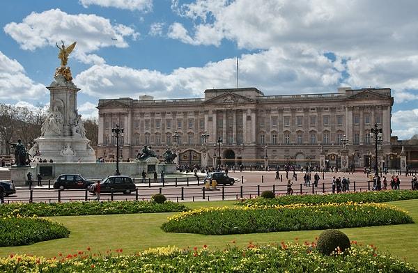Buckingham Sarayı, aileye yapılan ödemelerin ne kadar olduğu bilgisini 2010 yılından sonra yayınlanmamaya başlamış.