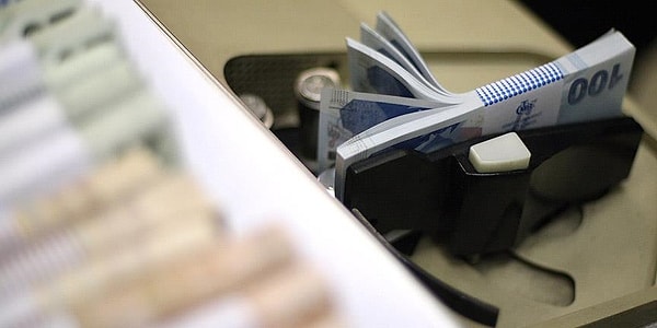 Foreks Haber'in de bankacılık kaynaklarına dayandırdığı bir bilgiye göre, TCMB bankaları döviz talebi yaratacak mevzuata aykırı adımlardan kaçınmaları için uyardı.