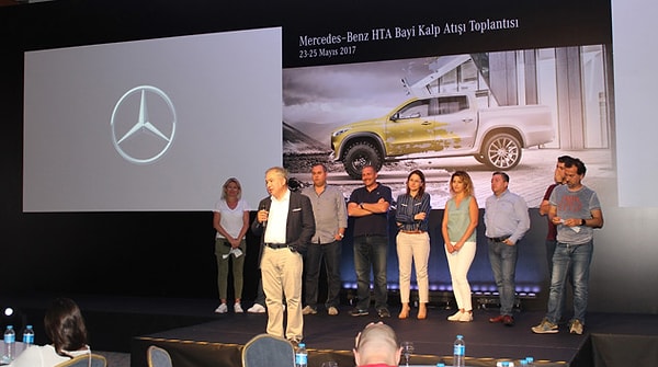 Alman otomobil devi normalde Ocak ayında gerçekleştireceği yeni stratejisini 3 Mayıs'ta resmi olarak açıklayacak.